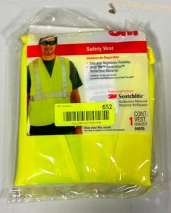 DESCRIPTION: (5) HIGH VIZ SAFETY VESTS BRAND/MODEL: 3M SIZE: ONE SIZE LOCATION: WAREHOUSE QTY: 5