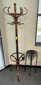 DESCRIPTION: WOODEN COAT HANGER WITH PLANTER STAND LOCATION: MAIN OFFICE QTY: 1