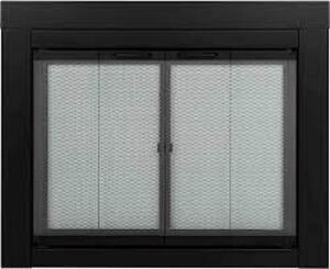 DESCRIPTION: (1) GLASS FIRESCREEN BRAND/MODEL: PLEASANT HEARTH/AT-1001 INFORMATION: BLACK/TEMPERED GLASS RETAIL$: 249.06 SIZE: 37.5"W X 33"H QTY: 1