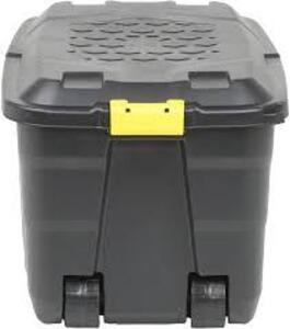 DESCRIPTION: (2) SNAP CLOSE STORAGE CONTAINERS INFORMATION: BLACK AND YELLOW RETAIL$: $48.58 EA QTY: 2