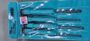 DESCRIPTION: (2) SETS OF (4) PRECISION TYPE JIS SCREWDRIVERS BRAND/MODEL: MOODY TOOLS 58-0405 RETAIL$: $28.31 EA SIZE: PHILLIPS 2.5,4,2,3MM QTY: 2