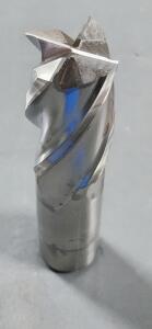 DESCRIPTION: (1) HSS SQ END MILL BRAND/MODEL: NIAGARA N40366 RETAIL$: 188.72 SIZE: 1-1/8" QTY: 1