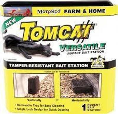 DESCRIPTION: (6) FARM & HOME TOMCAT VERSATILE RODENT BAIT STATIONS BRAND/MODEL: MOTOMCO INFORMATION: TAMPER-RESISTANT RETAIL$: $15.50 EACH LOCATION: R