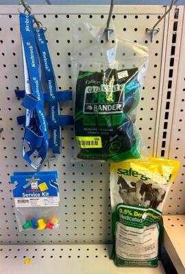 DESCRIPTION: ASSORTED PET SUPPLIES AS SHOWN INFORMATION: SEE PHOTOS FOR MORE DETAIL LOCATION: RETAIL SHOP QTY: 1