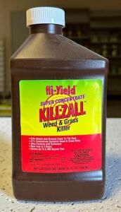 DESCRIPTION: (8) 32 OZ. BOTTLES OF KILLZALL AQUATIC HERBICIDE BRAND/MODEL: HI-YIELD RETAIL$: $19.65 EACH LOCATION: STOCK ROOM QTY: 8