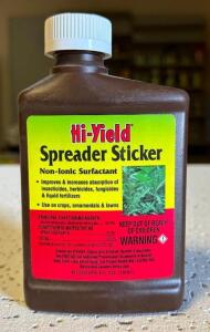 DESCRIPTION: (4) 8 OZ. BOTTLES OF SPREADER STICKER NON-IONIC SURFACTANT BRAND/MODEL: HI-YIELD 31061 LOCATION: STOCK ROOM QTY: 4