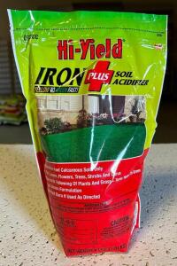 DESCRIPTION: (5) 4 LB. BAGS OF IRON PLUS SOIL ACIDIFIER BRAND/MODEL: HI-YIELD 32257 LOCATION: STOCK ROOM QTY: 5