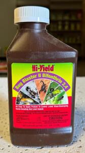 DESCRIPTION: (12) 16 OZ. BOTTLES OF BUG BLASTER II BIFENTHRIN 2.4 BRAND/MODEL: HI-YIELD 32395 LOCATION: STOCK ROOM QTY: 12