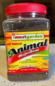 DESCRIPTION: (4) 2.5 LB. BAGS OF ALL NATURAL ANIMAL REPELLENT BRAND/MODEL: IMUSTGARDEN LOCATION: STOCK ROOM QTY: 4