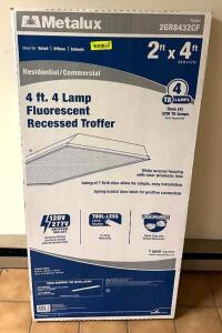 DESCRIPTION: 4' 4-LAMP FLUORESCENT RECESSED TROFFER BRAND/MODEL: METALUX SIZE: 2'X4' LOCATION: BREAK ROOM QTY: 1