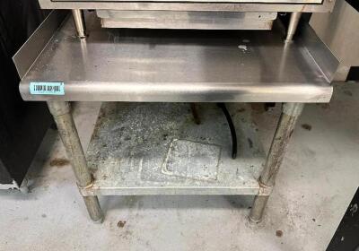 30" X 25" LOW BOY STAINLESS EQUIPMENT STAND W/ 1" BACK AND SIDE SPLASH