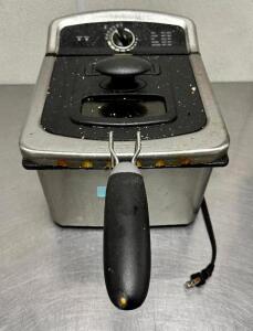 COUNTER TOP HOUSE HOLD FRYER