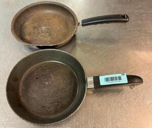 (2) 8" SKILLETS