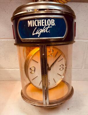 VINTAGE MICHELOB LIGHT CLOCK