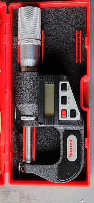 DESCRIPTION: (1) ELECTRONIC DIGITAL OUTSIDE MICROMETER BRAND/MODEL: STARRETT 734XFL-1 RETAIL$: 483 SIZE: 0-1" RANGE QTY: 1