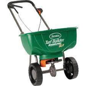 DESCRIPTION: (1) TURF BUILDER EDGEGUARD BROADCAST SPREADER BRAND/MODEL: SCOTTS #DLX INFORMATION: GREEN RETAIL$: $89.97 EA QTY: 1