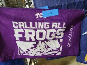 DESCRIPTION: (10) SPORTS TOWEL BRAND/MODEL: CALLING ALL FROGS TCU FOOTBALL RETAIL$: $11.85 EA QTY: 10