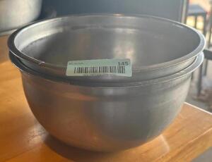 (2) - STAINLESS STEEL MIXING BOWLS