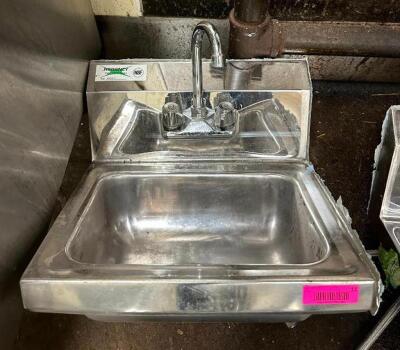 WALL MOUNT STAINLESS HAND SINK