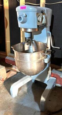 HOBART 30 QT DOUGH BAKERY MIXER