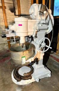 HOBART 80 QT DOUGH MIXER (NOT IN WORKING CONDITION)