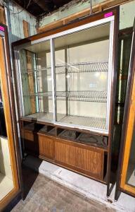 60" X 21" X 80" BAKERY DISPLAY CABINET W/ (6) WIRE SHELVING RACKS