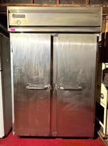 CONTINENTAL REFRIGERATOR 52" SOLID DOOR REACH-IN FREEZER