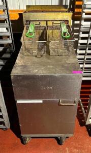 DEAN 43 LB VAT NATURAL GAS FLOOR MODEL FRYER