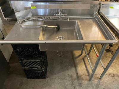 DESCRIPTION 48" RIGHT SIDE STAINLESS SOIL TABLE W/ SPRAY STATION. BRAND/MODEL EAGLE SDTR-48-16/4 LOCATION BAY 6 QUANTITY 1