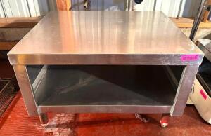 DESCRIPTION: 30" STAINLESS EQUIPMENT STAND WITH STORAGE SIZE: 30"X24"X20" QTY: 1