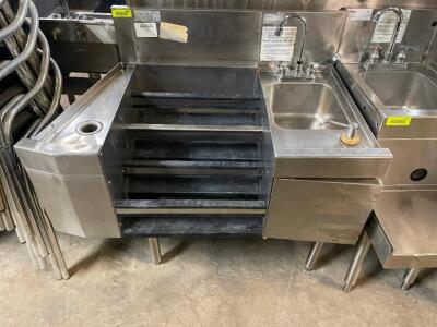 DESCRIPTION 38" X 25" UNDER BAR STAINLESS SPEED RAIL AND HAND SINK COMBO BRAND/MODEL GLASS TENDER LOCATION BAY 6 QUANTITY 1