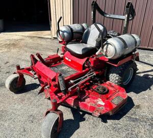 DESCRIPTION: FERRIS ZERO TURN RIDE ON MOWER W/ 60" CUTTING DECK. PROPANE FUEL. INCLUDES (1) TANK. BRAND / MODEL: FERRIS ADDITIONAL INFORMATION 2122 HO