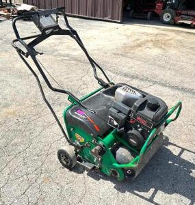 DESCRIPTION: RYAN LAWNAIRE V PLUS 26.5" AERATOR BRAND/MODEL: RYAN 544910A INFORMATION: 4 HP HONDA ENGINE LOCATION WAREHOUSE #2 SIZE: 26.5"