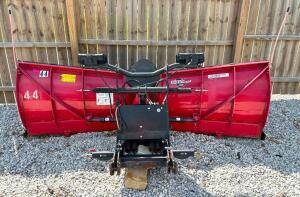 DESCRIPTION: 2016 BOSS 9'2" POWER-V XT SNOW PLOW BRAND/MODEL: BOSS INFORMATION: INCLUDES CONTROL KIT LOCATION LOT SIZE: 9'2"