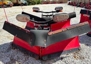 DESCRIPTION: 2020 BOSS 8'2" POWER-V XT SNOW PLOW BRAND/MODEL: BOSS INFORMATION: INCLUDES CONTROL KIT LOCATION LOT SIZE: 8'2"