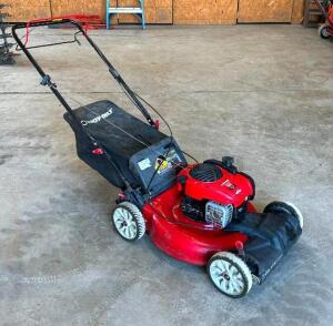 DESCRIPTION: TROY-BILT 21" SELF PROPELLED WALK BEHIND LAWN MOWER BRAND/MODEL: TROY-BILT 12A-A1BP723 LOCATION WAREHOUSE #2 SIZE: 21"