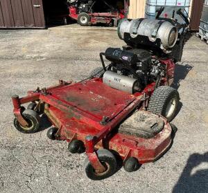 DESCRIPTION: EXMARK 60" TURF TRACER X-SERIES WALK BEHIND MOWER BRAND / MODEL: TTX680PKC60400 ADDITIONAL INFORMATION SN# 316630087, 1990. HOURS. COMES