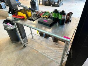DESCRIPTION: 50" X 24" STAINLESS TABLE ON CASTERS. ADDITIONAL INFORMATION CONTENTS ARE NOT INCLUDED SIZE 50" X 24" LOCATION: BUILDING 3 QTY: 1