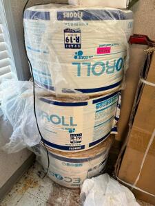 DESCRIPTION: (3) ROLLS OF KRAFT R-19 INSULATION ADDITIONAL INFORMATION 49 SQ FT PER ROLL. RETAILS FOR $250 PER ROLL LOCATION: BUILDING 5 THIS LOT IS:
