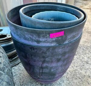 DESCRIPTION: (3) ASSORTED LANDSCAPING PLANTERS LOCATION: BUILDING 4 THIS LOT IS: ONE MONEY QTY: 1