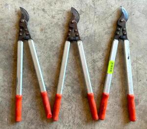 DESCRIPTION: (3) 18" POWER LEVER LOPPER TOOL LOCATION WAREHOUSE #1 SIZE: 18"