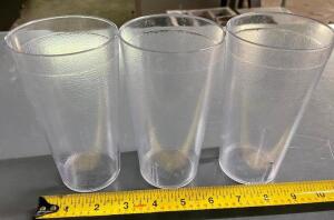 DESCRIPTION (40) 12 OZ CLEAR PLASTIC TUMBLERS THIS LOT IS SOLD BY THE PIECE. LOCATION BAY 7 QUANTITY 40
