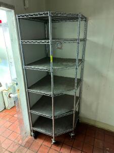 DESCRIPTION: 24" X 24" CORNER UNIT WIRE SHELF SIZE 24" X 24" X 72" LOCATION: RESTAURANT QTY: 1