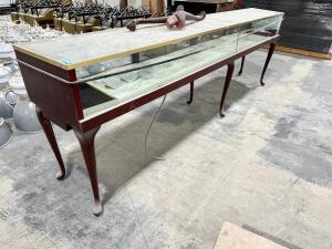 10' GLASS JEWELRY DISPLAY GAS