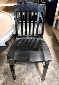 (6) WOODEN DINING CHAIRS