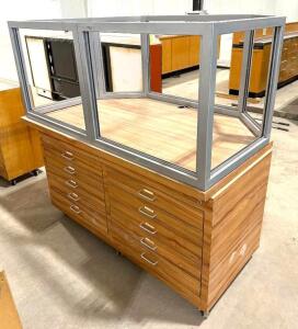 RETAIL DISPLAY UNIT WITH DRAWERS