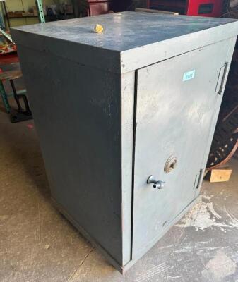 DESCRIPTION: VINTAGE GENERAL FIREPROOFING CO. SAFE INFORMATION: COMBO UNKNOWN SIZE: 39"X25" QTY: 1