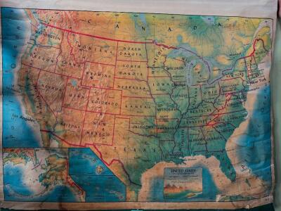 DESCRIPTION: VINTAGE RAND MCNALLY US MAP SIZE: 60"X58" QTY: 1