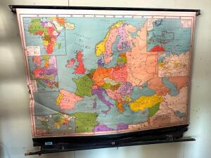 DESCRIPTION: VINTAGE EUROPE 1922 MAP SIZE: 60"X58" QTY: 1