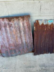 DESCRIPTION: (2) VINTAGE CORRUGATED BARN METAL SIZE: 30"X30" QTY: 2